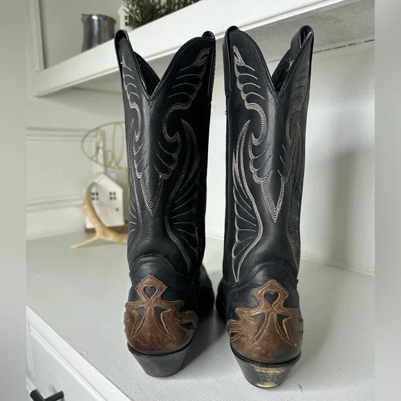 **SOLD**Vintage Code West Black & Brown Heart and Wing-Tip Western Boots Women's - Picture 6 of 10